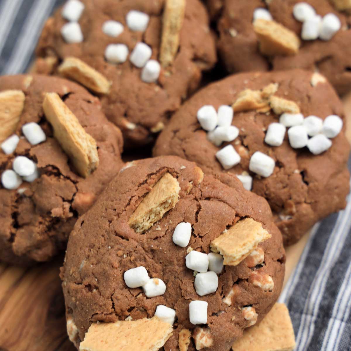 Gooey S'mores Cookies: Mastering Homemade Dough & Marshmallows